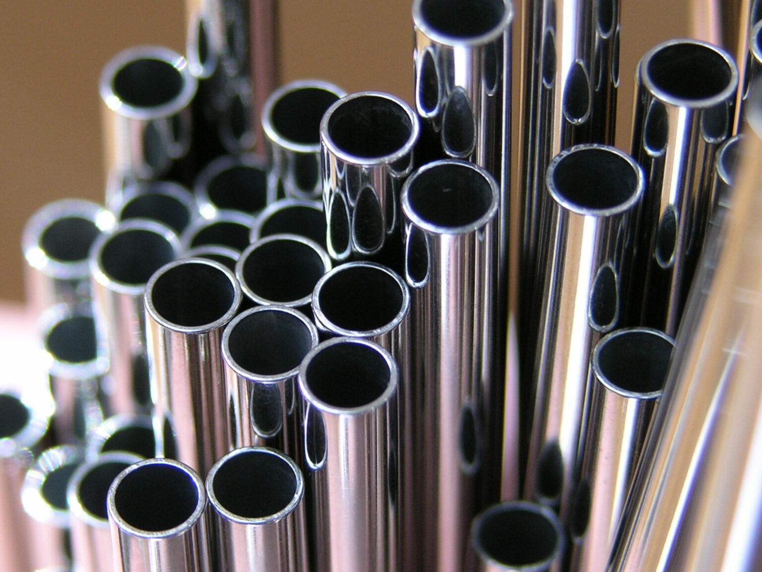 Stainless tubes polished 1 1536x1152